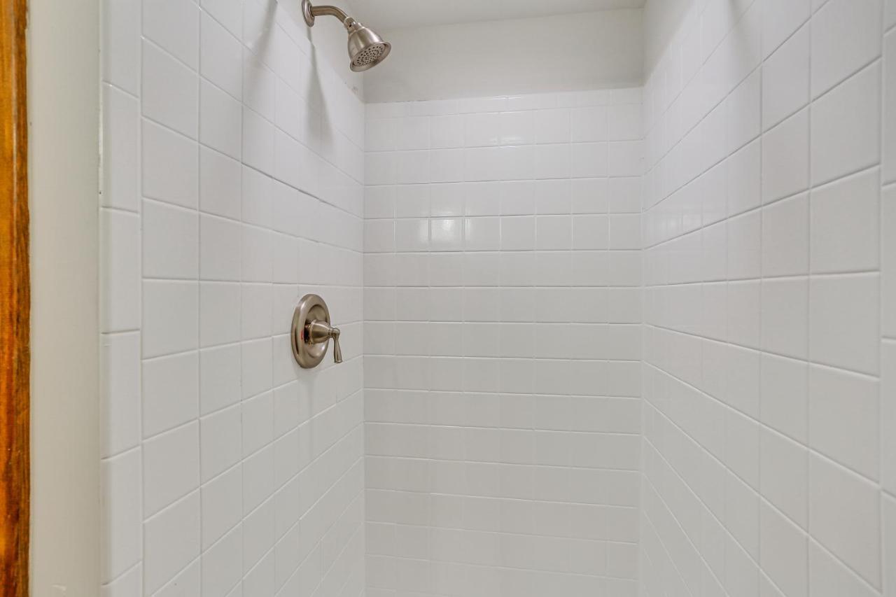 Vernon Township Condo With Balcony Near Ski Lifts! Екстер'єр фото