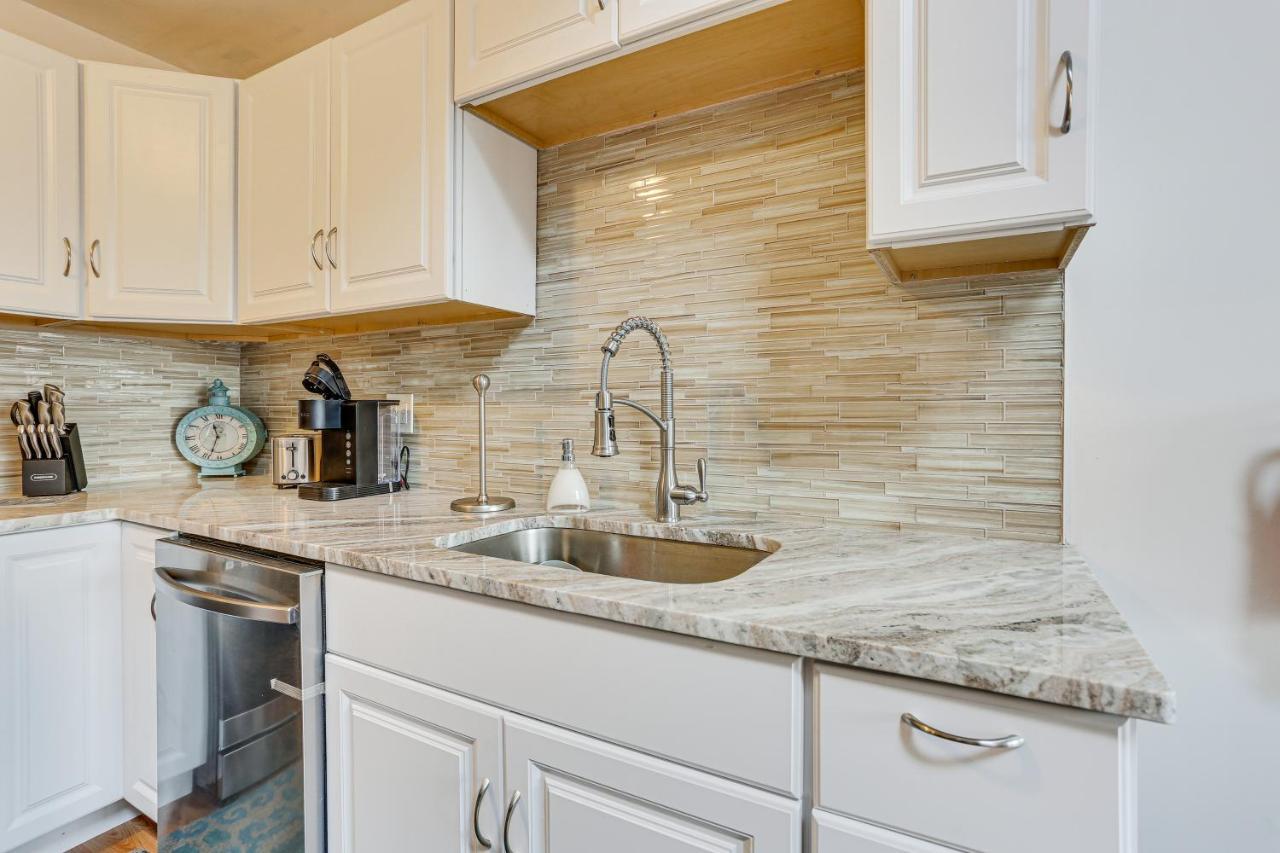 Vernon Township Condo With Balcony Near Ski Lifts! Екстер'єр фото